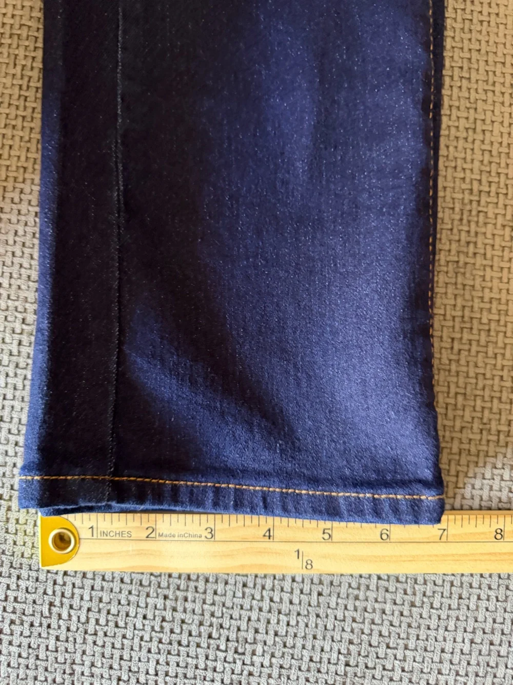 Levi’s 314 Shaping Straight Leg Jeans Dark Wash Women’s Size 28x32 Tummy Control - Picture 14 of 15